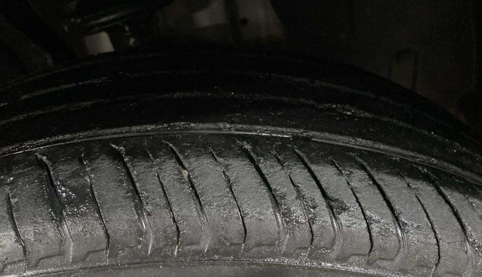 2021 Renault Kiger RXZ TURBO MT, Petrol, Manual, 36,871 km, Right Front Tyre Tread