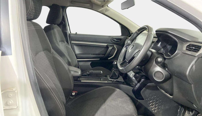 2021 Renault Kiger RXZ TURBO MT, Petrol, Manual, 36,871 km, Right Side Front Door Cabin