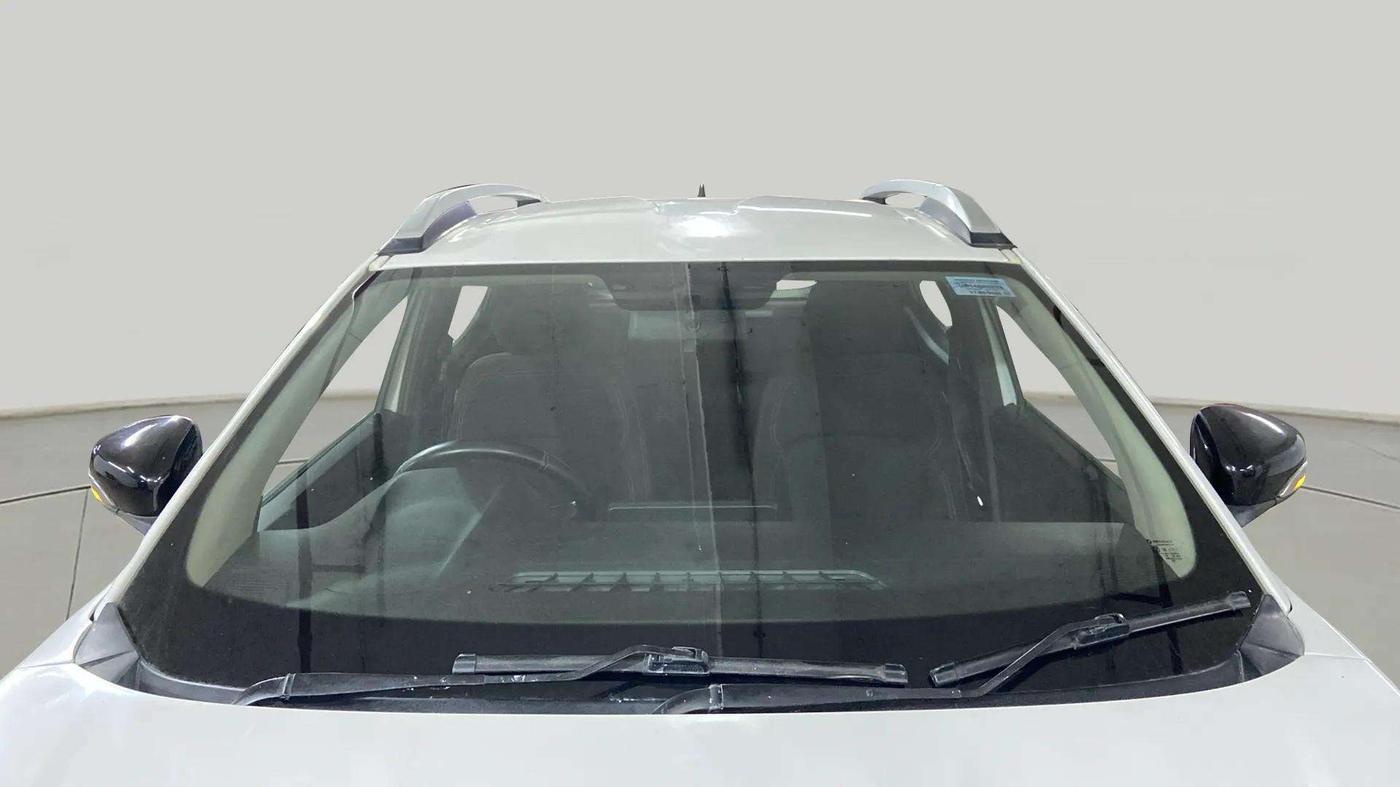 2021 Renault Kiger RXZ TURBO MT, Petrol, Manual, 36,871 km, Front Windshield
