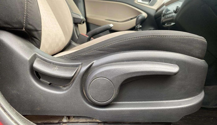 2014 Hyundai Elite i20 SPORTZ 1.2, Petrol, Manual, 71,950 km, Driver Side Adjustment Panel