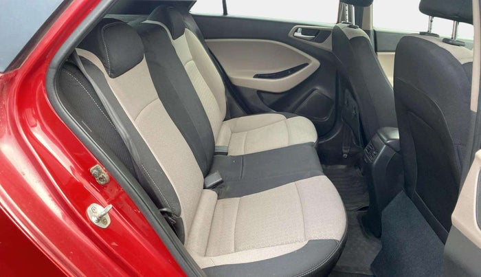 2014 Hyundai Elite i20 SPORTZ 1.2, Petrol, Manual, 71,950 km, Right Side Rear Door Cabin