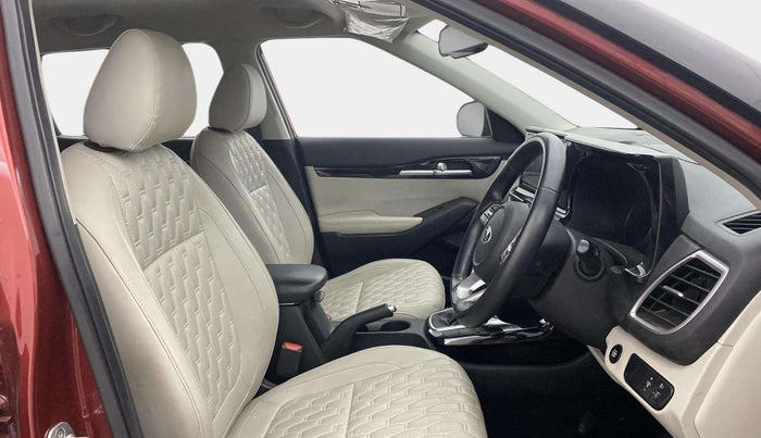 2020 KIA SELTOS HTX IVT 1.5 PETROL, Petrol, Automatic, 26,763 km, Right Side Front Door Cabin