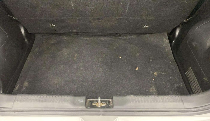 2021 Maruti Swift VXI, Petrol, Manual, 56,451 km, Boot Inside