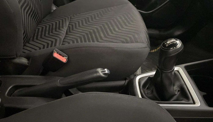 2021 Maruti Swift VXI, Petrol, Manual, 56,451 km, Gear Lever