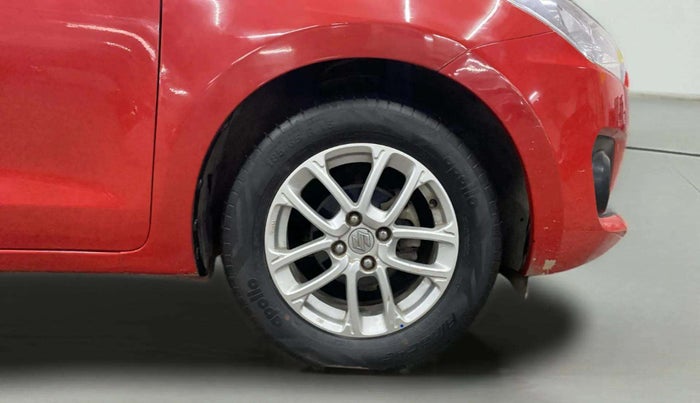 2018 Maruti Swift ZXI AMT, Petrol, Automatic, 62,144 km, Right Front Wheel