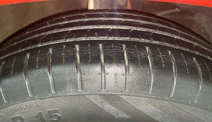 2018 Maruti Swift ZXI AMT, Petrol, Automatic, 62,144 km, Right Front Tyre Tread
