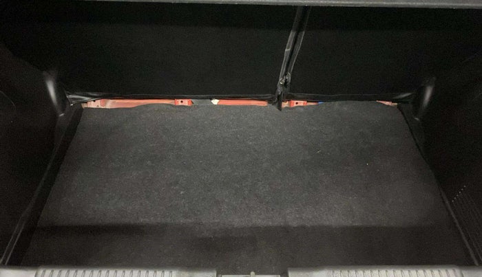 2018 Maruti Swift ZXI AMT, Petrol, Automatic, 62,144 km, Boot Inside