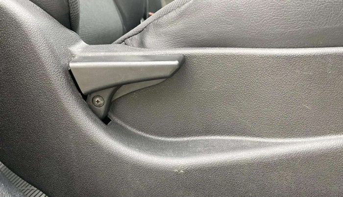 2019 Tata Tiago XE PETROL, Petrol, Manual, 37,720 km, Driver Side Adjustment Panel