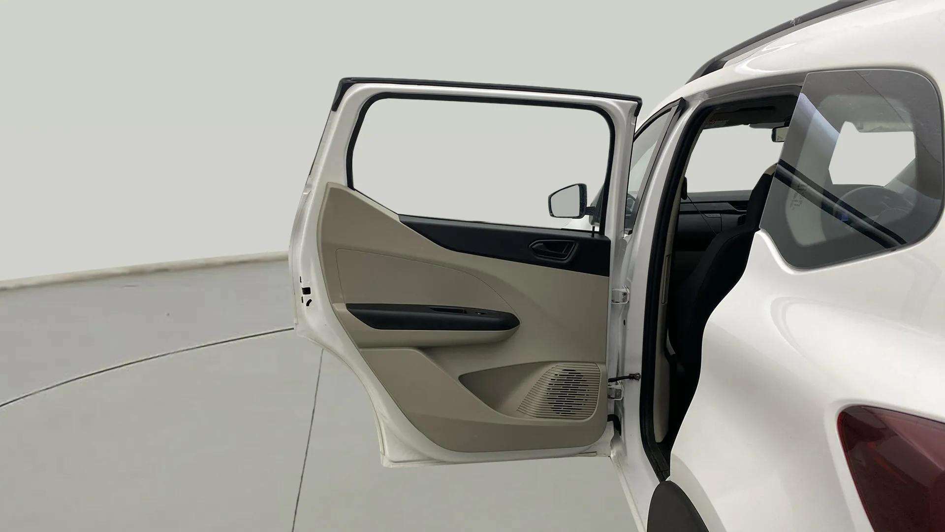 LHS-Rear-Door-Open