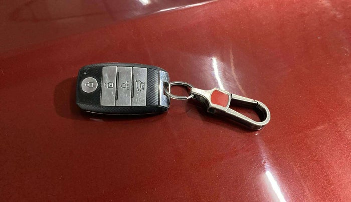 2022 KIA SELTOS HTK PLUS 1.5, Petrol, Manual, 39,734 km, Key Close Up