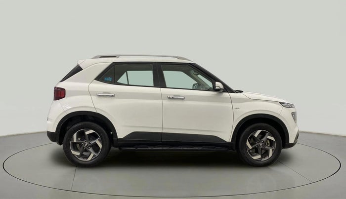 2019 Hyundai VENUE SX PLUS 1.0 TURBO DCT, Petrol, Automatic, 27,110 km, Right Side View