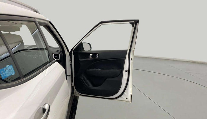 2019 Hyundai VENUE SX PLUS 1.0 TURBO DCT, Petrol, Automatic, 27,110 km, RHS Front Door