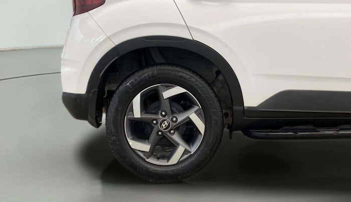 2019 Hyundai VENUE SX PLUS 1.0 TURBO DCT, Petrol, Automatic, 27,110 km, Right Rear Wheel