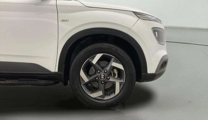 2019 Hyundai VENUE SX PLUS 1.0 TURBO DCT, Petrol, Automatic, 27,110 km, Right Front Wheel
