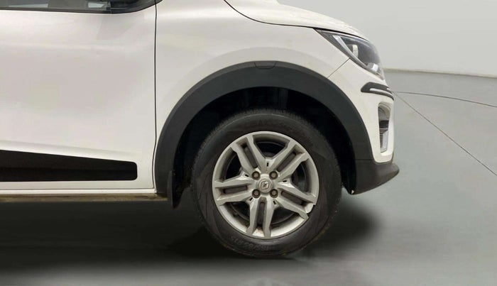 2022 Renault TRIBER RXZ, Petrol, Manual, 29,429 km, Right Front Wheel