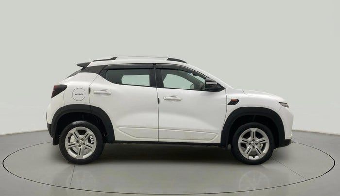 2022 Renault Kiger RXT AMT, Petrol, Automatic, 34,567 km, Right Side View