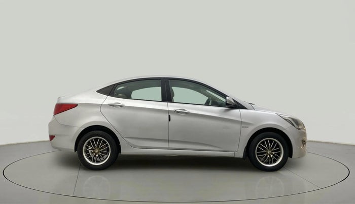 2016 Hyundai Verna FLUIDIC 4S 1.4 VTVT, Petrol, Manual, 82,332 km, Right Side View