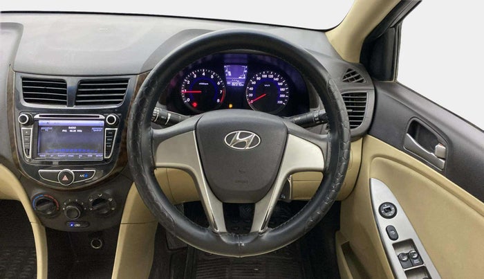 2016 Hyundai Verna FLUIDIC 4S 1.4 VTVT, Petrol, Manual, 82,332 km, Steering Wheel Close Up