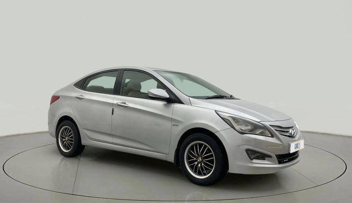 2016 Hyundai Verna FLUIDIC 4S 1.4 VTVT, Petrol, Manual, 82,332 km, Right Front Diagonal