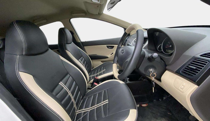 2017 Hyundai Eon MAGNA +, Petrol, Manual, 42,147 km, Right Side Front Door Cabin
