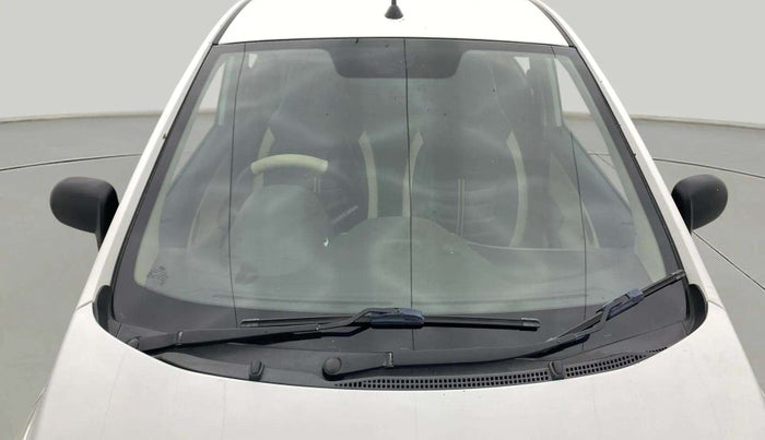 2017 Hyundai Eon MAGNA +, Petrol, Manual, 42,147 km, Front Windshield