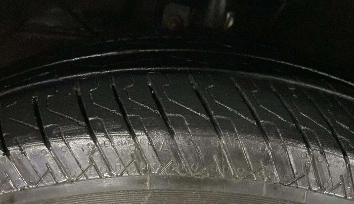 2020 Maruti Baleno DELTA PETROL 1.2, Petrol, Manual, 58,245 km, Left Front Tyre Tread