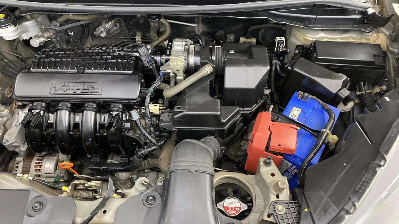 2018 Honda WR-V 1.2L I-VTEC VX MT, Petrol, Manual, 68,315 km, Engine View - Left