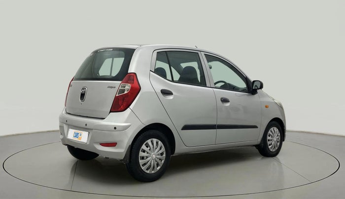 2016 Hyundai i10 MAGNA 1.1, Petrol, Manual, 49,086 km, Right Back Diagonal