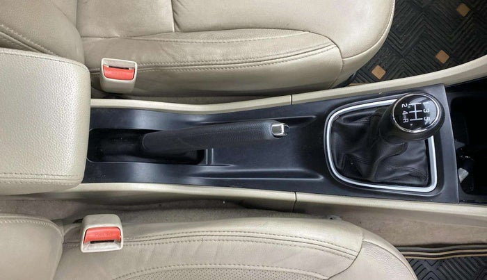 2018 Maruti Ciaz ALPHA 1.4 PETROL, Petrol, Manual, 47,593 km, Gear Lever