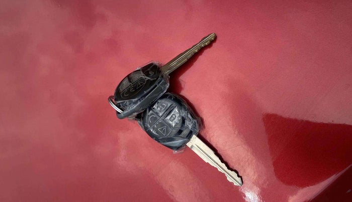 2020 Maruti Baleno DELTA PETROL 1.2, Petrol, Manual, 64,177 km, Key Close Up
