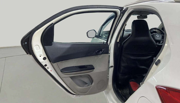 2018 Tata Tiago WIZZ EDITION PETROL, Petrol, Manual, 69,960 km, LHS Rear Door