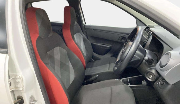 2021 Renault Kwid RXT 1.0 AMT, Petrol, Automatic, 9,999 km, Right Side Front Door Cabin