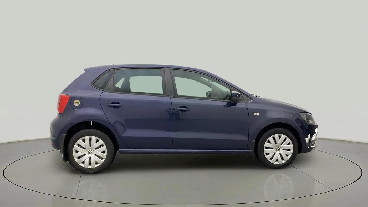 2015 Volkswagen Polo COMFORTLINE 1.2L, Petrol, Manual, 81,008 km, Right Side View
