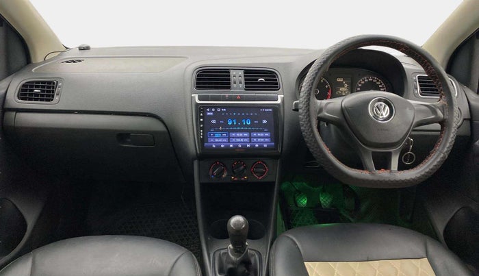 2015 Volkswagen Polo COMFORTLINE 1.2L, Petrol, Manual, 80,887 km, Dashboard