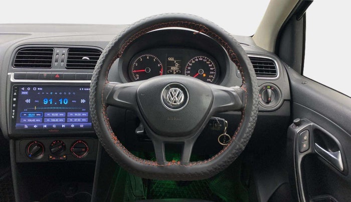 2015 Volkswagen Polo COMFORTLINE 1.2L, Petrol, Manual, 80,887 km, Steering Wheel Close Up