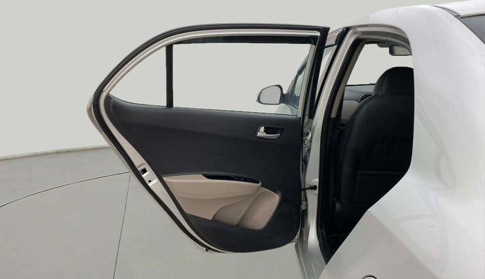 2014 Hyundai Xcent S (O) 1.2, Petrol, Manual, 1,03,270 km, LHS Rear Door