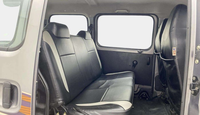 2021 Maruti Eeco 5 STR WITH A/C+HTR, Petrol, Manual, 74,587 km, Right Side Rear Door Cabin