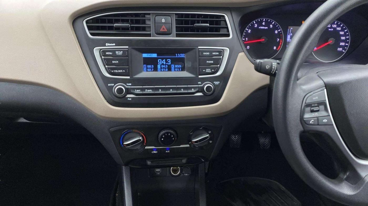 2020 Hyundai Elite i20 MAGNA PLUS 1.2, Petrol, Manual, 53,107 km, Air Conditioner