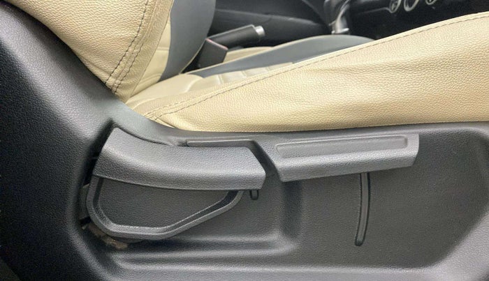 2021 Hyundai VENUE SX 1.0 TURBO IMT, Petrol, Manual, 27,125 km, Driver Side Adjustment Panel