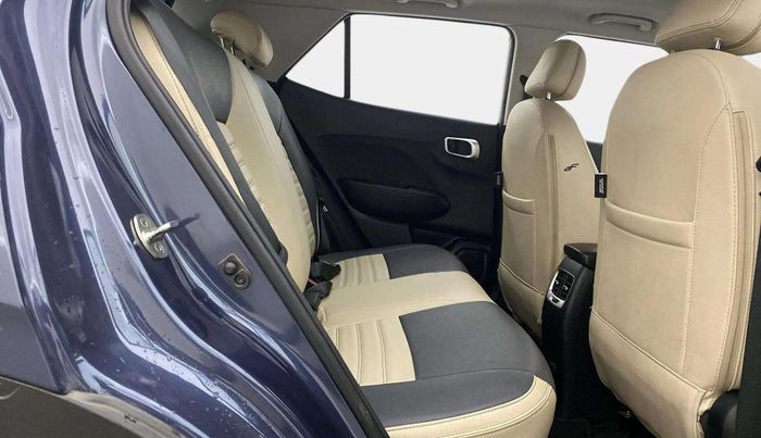2021 Hyundai VENUE SX 1.0 TURBO IMT, Petrol, Manual, 27,125 km, Right Side Rear Door Cabin