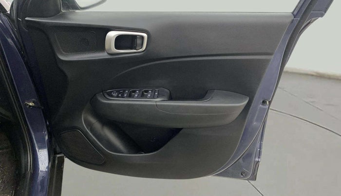 2021 Hyundai VENUE SX 1.0 TURBO IMT, Petrol, Manual, 27,125 km, Driver Side Door Panels Control