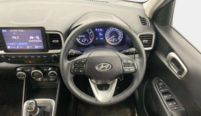 2021 Hyundai VENUE SX 1.0 TURBO IMT, Petrol, Manual, 27,125 km, Steering Wheel Close Up