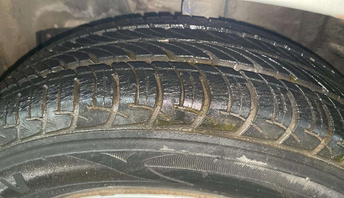 2019 Maruti New Wagon-R VXI 1.0, Petrol, Manual, 5,666 km, Left Front Tyre Tread