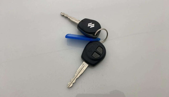 2021 Maruti Ciaz DELTA 1.5 SHVS MT PETROL, Petrol, Manual, 22,804 km, Key Close Up