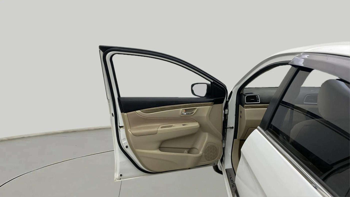 2021 Maruti Ciaz DELTA 1.5 SHVS MT PETROL, Petrol, Manual, 22,804 km, LHS Front Door
