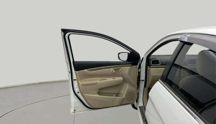 2021 Maruti Ciaz DELTA 1.5 SHVS MT PETROL, Petrol, Manual, 22,804 km, LHS Front Door