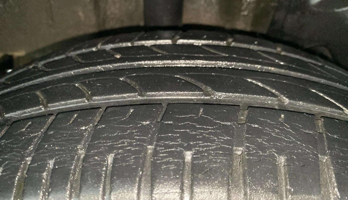 2017 Tata Tiago XZ PETROL, Petrol, Manual, 36,484 km, Right Rear Tyre Tread