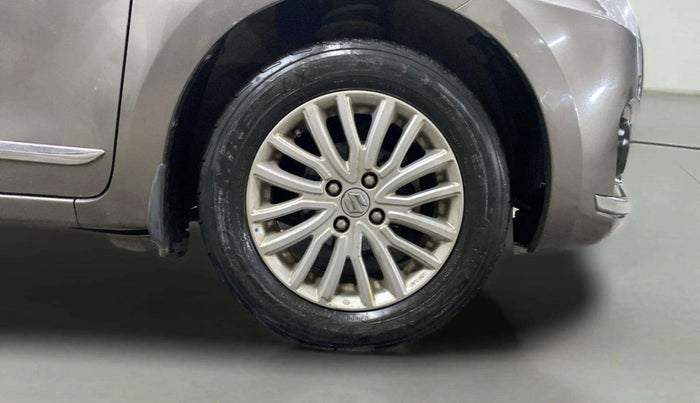 2017 Maruti Dzire ZXI, Petrol, Manual, 54,566 km, Right Front Wheel