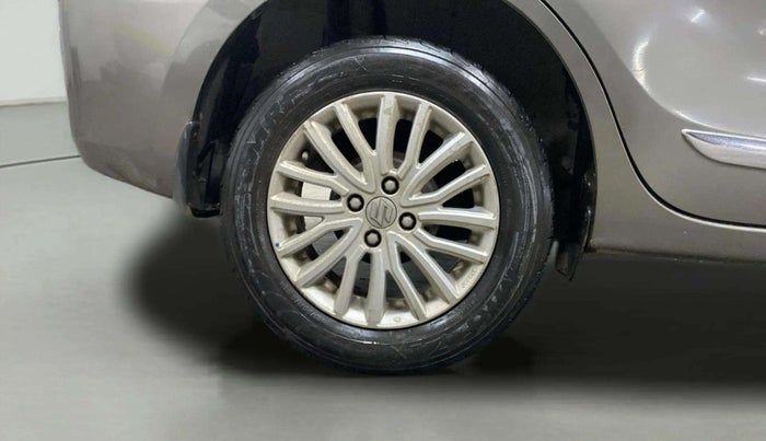 2017 Maruti Dzire ZXI, Petrol, Manual, 54,566 km, Right Rear Wheel