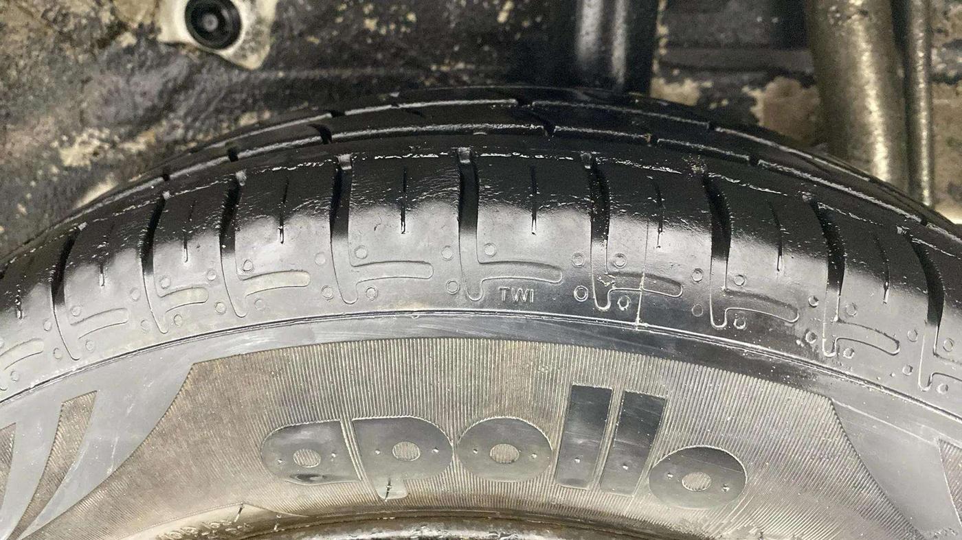 2016 Maruti Celerio VXI, Petrol, Manual, 70,483 km, Left Rear Tyre Tread